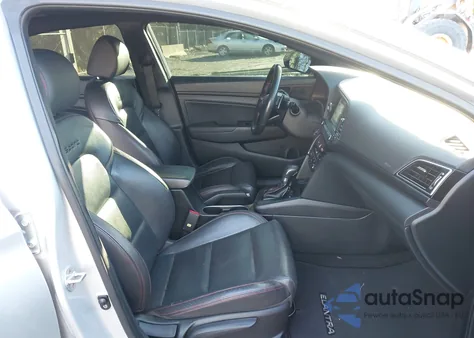 2018 Hyundai Elantra Sport из США, поврежденный, VIN KMHD04LBXJU506219